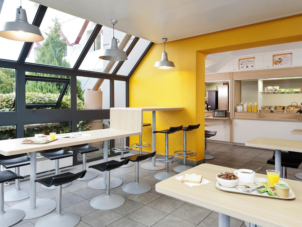 Hotelf1 Saint Brieuc Tregueux Exteriér fotografie